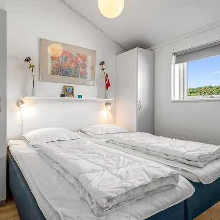 Soufiane - 100m From The Sea By Interhome