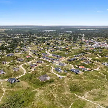 Soufiane - 100m From The Sea By Interhome *