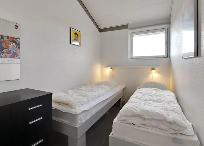 Soufiane - 100m From The Sea By Interhome *